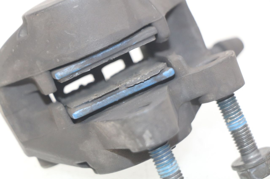 photo de FRONT BRAKE CALIPER YAMAHA BW'S 50 (2004 - 2017) - Component detail