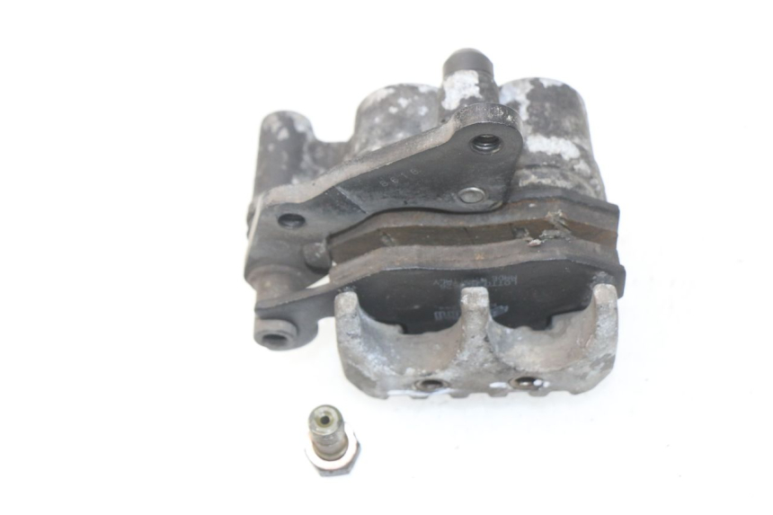 photo de FRONT BRAKE CALIPER PIAGGIO CARNABY 125 (2007 - 2011) - Zoom on usage condition