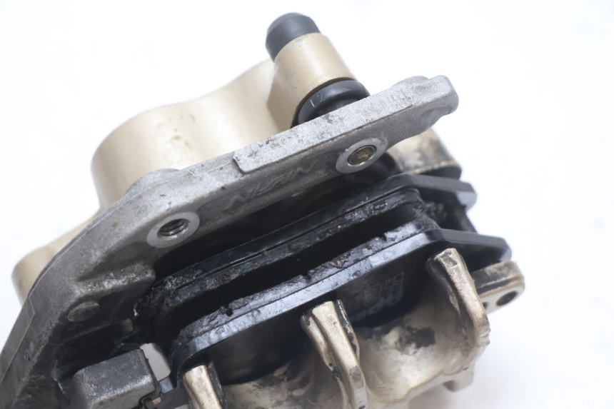 photo de FRONT BRAKE CALIPER HONDA CB F HORNET 600 (2005 - 2006) - Markings and original references