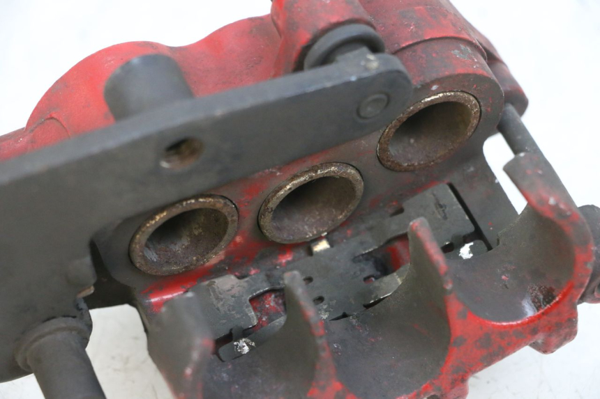 photo de FRONT BRAKE CALIPER KSR CODE 125 (2018 - 2020) - Alternative perspective