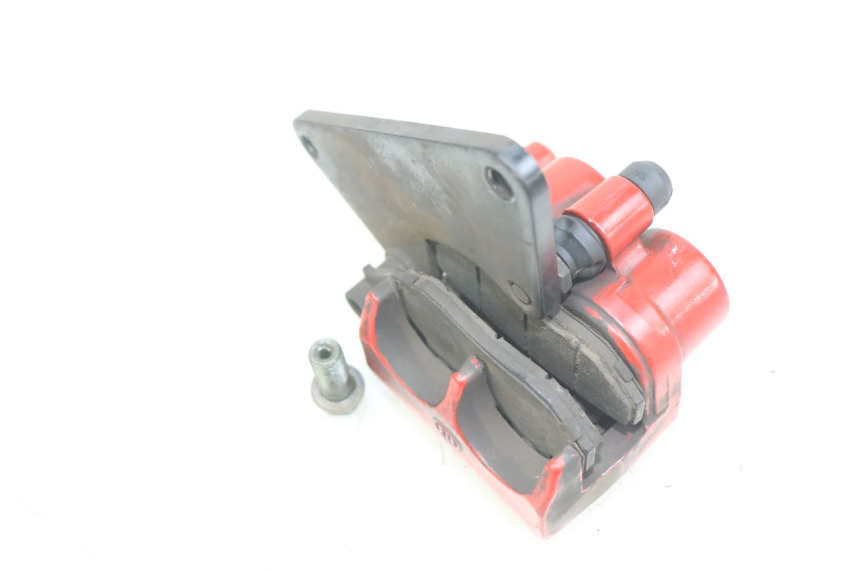 photo de FRONT BRAKE CALIPER SYM CROX 4T 50 (2016 - 2023) - Zoom on usage condition