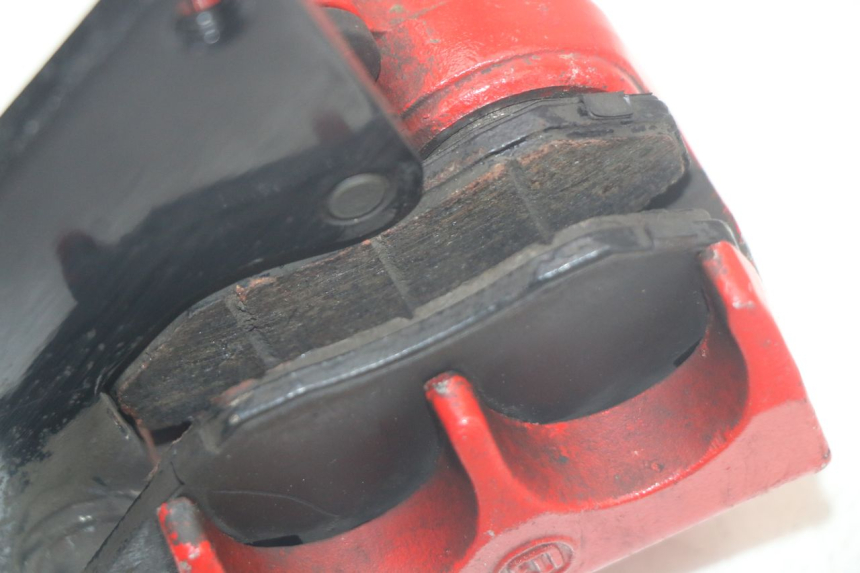 photo de FRONT BRAKE CALIPER SYM CROX 4T 50 (2016 - 2023) - Fixing points details