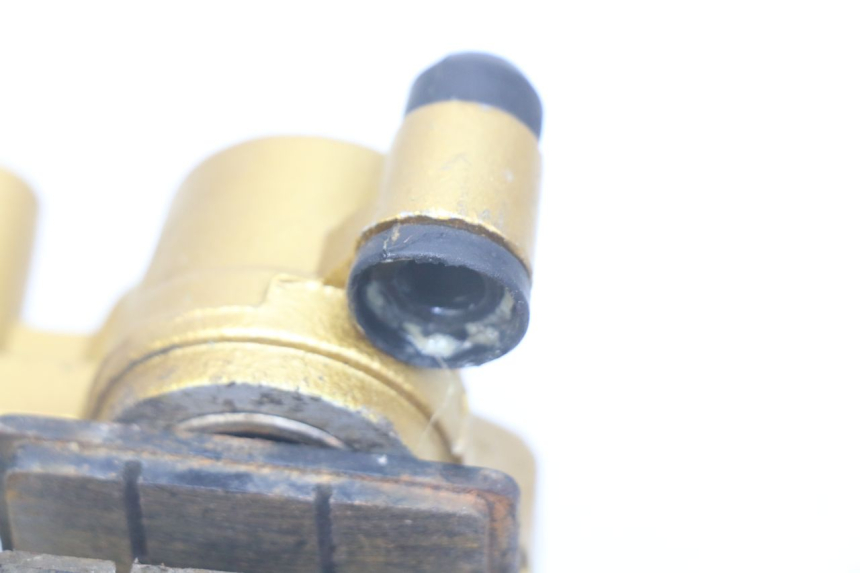 photo de FRONT BRAKE CALIPER CCR DIRT BIKE 125 - Alternative perspective