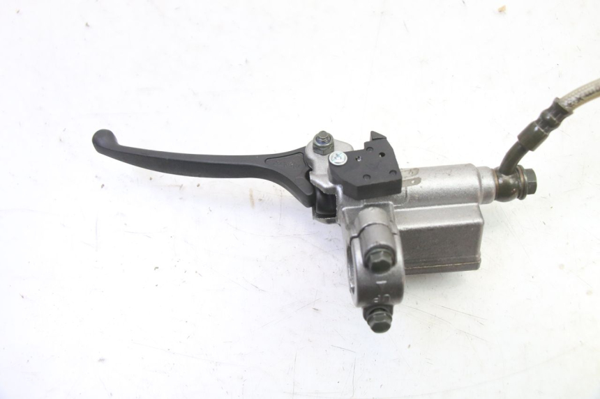 photo de FRONT BRAKE CALIPER CCR DIRT BIKE 125 - Surface and material condition