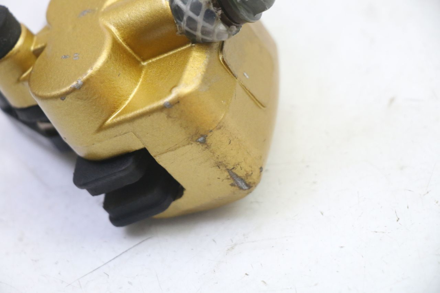 photo de FRONT BRAKE CALIPER LONCIN DIRT BIKE 125 - Alternative perspective