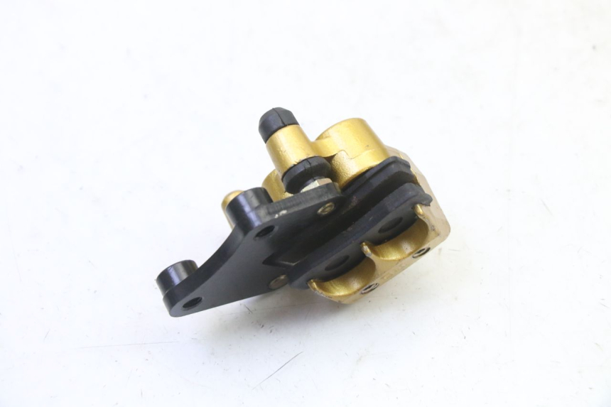 photo de FRONT BRAKE CALIPER LONCIN DIRT BIKE 125 - Fixing points details