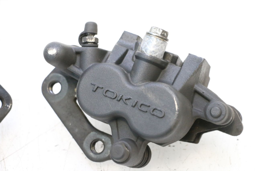 photo de FRONT BRAKE CALIPER KAWASAKI ER-6 ER6 F ABS 650 (2012 - 2016) - Distinctive features