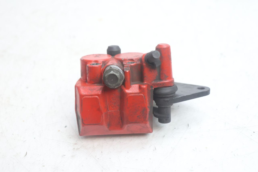 photo de FRONT BRAKE CALIPER SYM FIDDLE 3 III 50 (2014 - 2020) - Alternative perspective