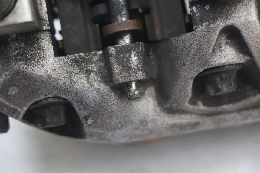 photo de FRONT BRAKE CALIPER YAMAHA FJR ABS 1300 (2006 - 2012) - Zoom on usage condition