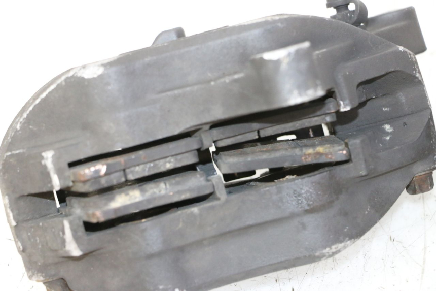 photo de FRONT BRAKE CALIPER YAMAHA FJR ABS 1300 (2016 - 2020) - Alternative perspective