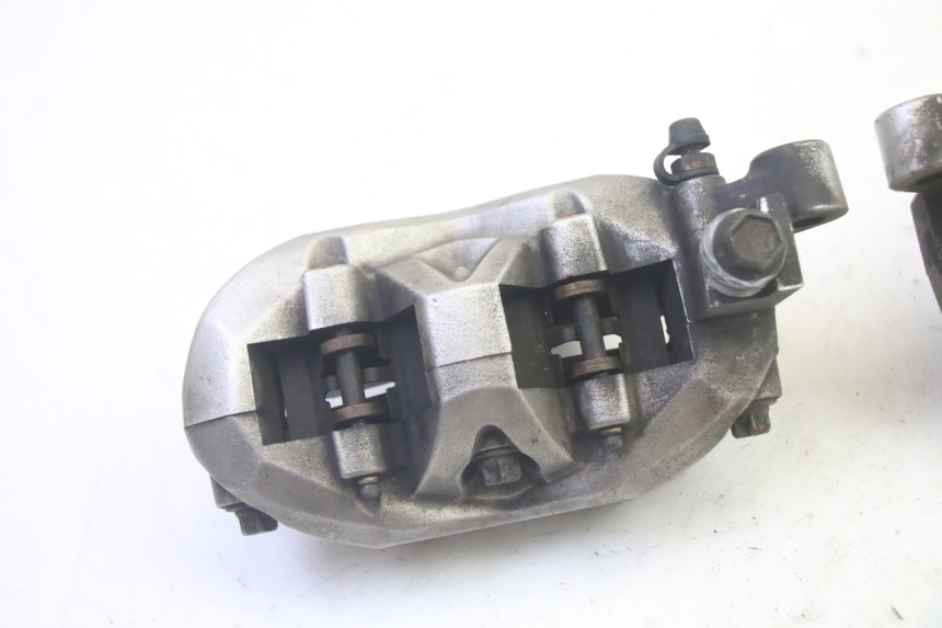 photo de FRONT BRAKE CALIPER YAMAHA FJR ABS 1300 (2006 - 2012) - Product overview