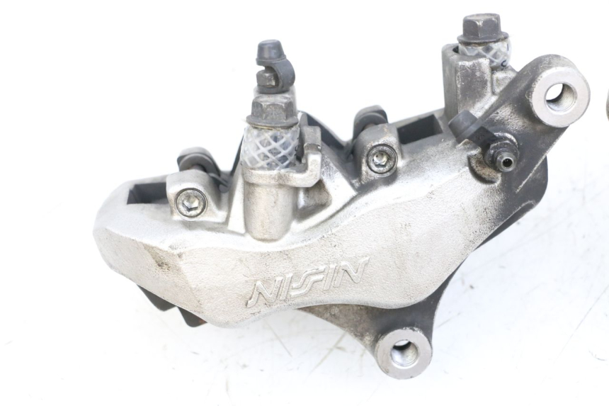photo de FRONT BRAKE CALIPER YAMAHA FJR ABS 1300 (2006 - 2012) - Additional view of the item