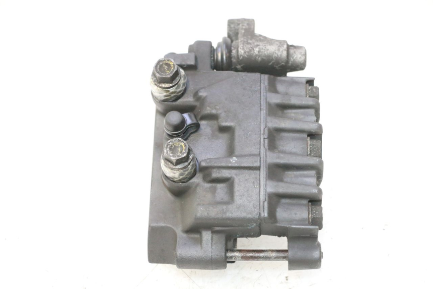 photo de FRONT BRAKE CALIPER HONDA FJS SILVER WING SILVERWING 400 (2005 - 2008) - Fixing points details