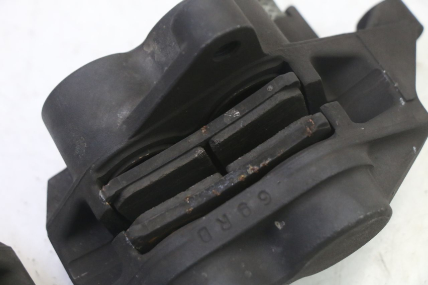 photo de FRONT BRAKE CALIPER YAMAHA FZ6 FAZER S2 600 (2007 - 2011) - Checked used part