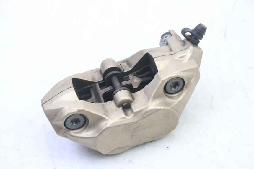 photo de FRONT BRAKE CALIPER BMW G310 R 310 (2016 - 2020) - Alternative perspective