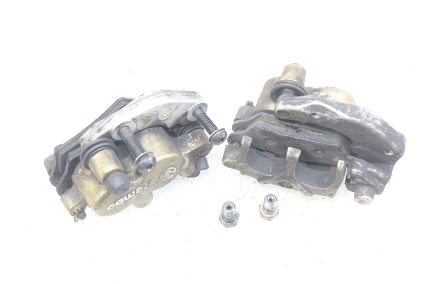 photo de FRONT BRAKE CALIPER GILERA GP 800 (2007 - 2013) - Component detail