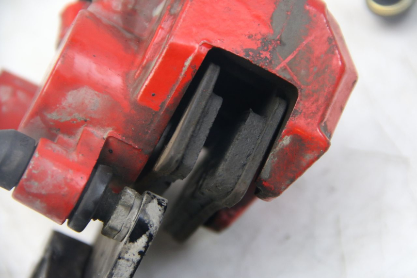 photo de FRONT BRAKE CALIPER TNT MOTOR GRIDO 2T 50 (2010 - 2019) - Zoom on usage condition