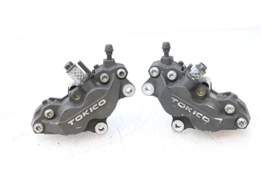 photo de FRONT BRAKE CALIPER SUZUKI GSR 600 (2005 - 2012) - Main view