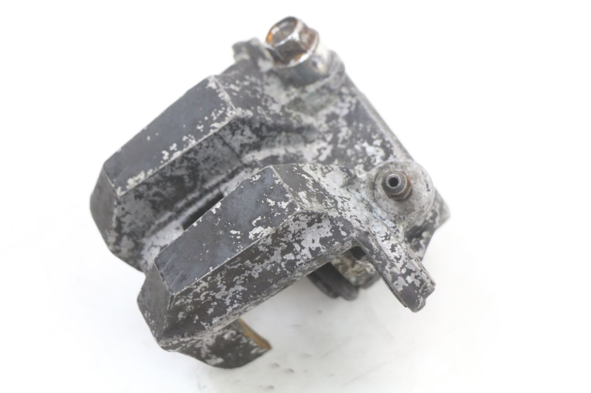 photo de FRONT BRAKE CALIPER SUZUKI GSX E 250 (1982 - 1983) - Alternative perspective
