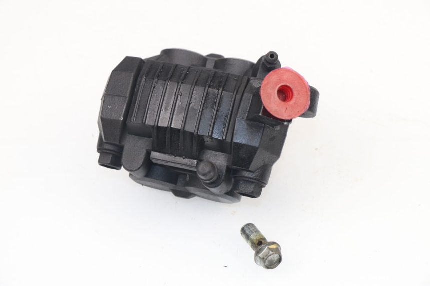 photo de FRONT BRAKE CALIPER SUZUKI GSX F GSXF 750 (1988 - 1998) - Alternative perspective