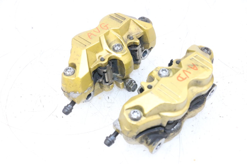 photo de FRONT BRAKE CALIPER SUZUKI GSXR GSX-R 1000 (2003 - 2004) - Component detail