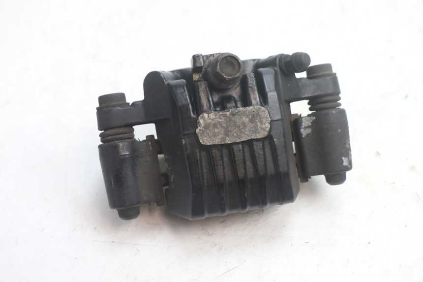 photo de FRONT BRAKE CALIPER SYM GTS EVO 125 (2009 - 2013) - Alternative perspective