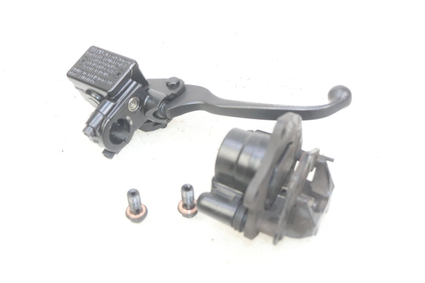 photo de FRONT BRAKE CALIPER PEUGEOT KISBEE 4T 50 (2018 - 2022) - Alternative perspective