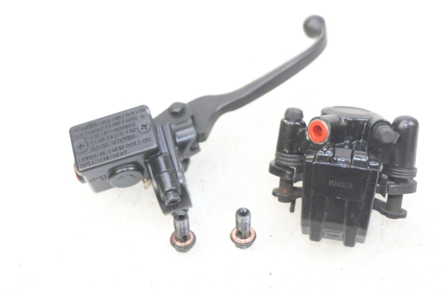 photo de FRONT BRAKE CALIPER PEUGEOT KISBEE 4T 50 (2018 - 2022) - Technical close-up