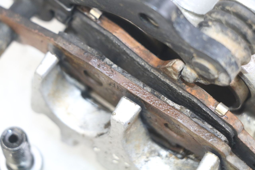 photo de FRONT BRAKE CALIPER KAWASAKI KX 85 (2001 - 2013) - Zoom on usage condition