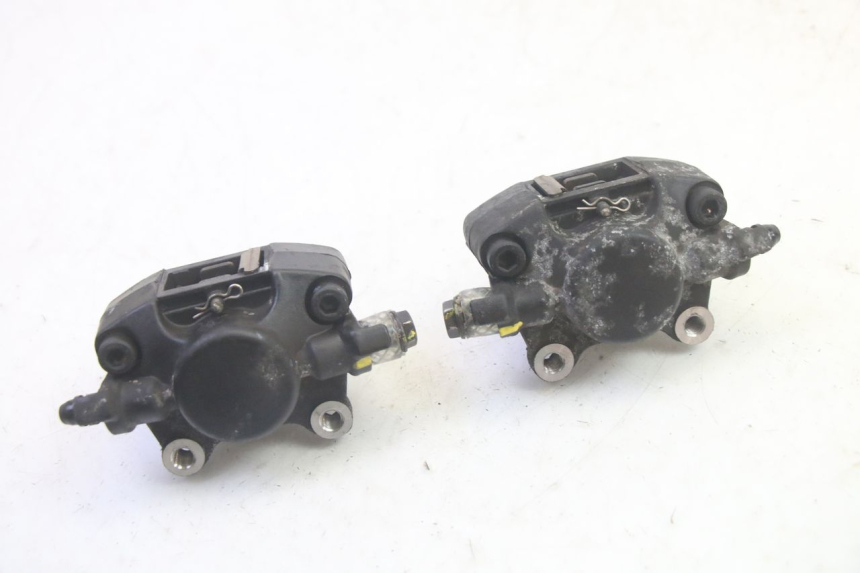 photo de FRONT BRAKE CALIPER PIAGGIO MP3 HPE 350 (2018 - 2020) - Main view