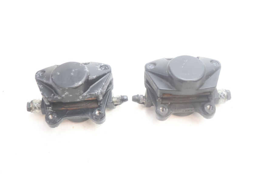 photo de FRONT BRAKE CALIPER PIAGGIO MP3 HPE 530 (2022 - 2026) - Technical close-up