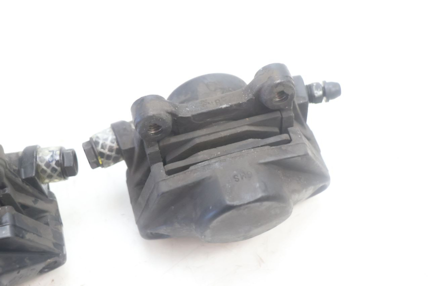 photo de FRONT BRAKE CALIPER PIAGGIO MP3 500 (2016 - 2018) - Additional view of the item