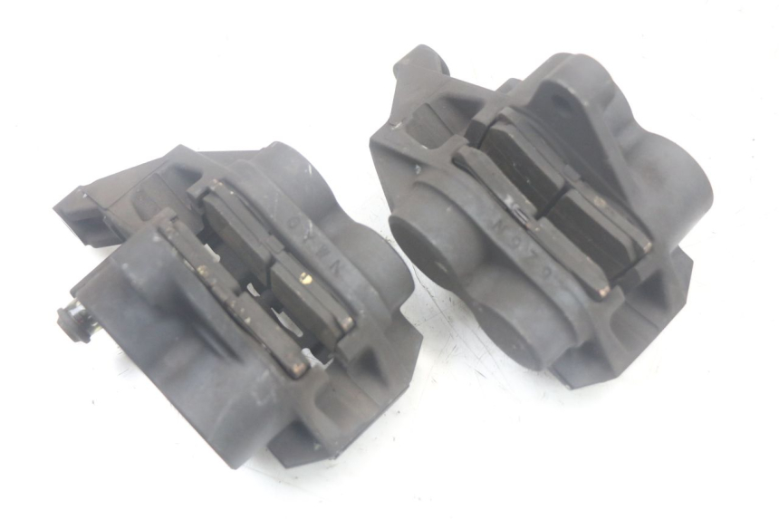 photo de FRONT BRAKE CALIPER YAMAHA MT-07 MT07 ABS 700 (2014 - 2017) - Technical close-up