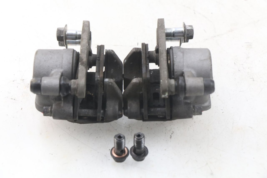 photo de FRONT BRAKE CALIPER MBK MW TRYPTIK 125 (2017 - 2022) - Technical close-up