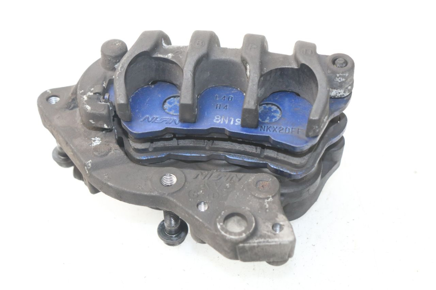 photo de FRONT BRAKE CALIPER HONDA NSS EX FORZA 250 (2005 - 2013) - Alternative perspective