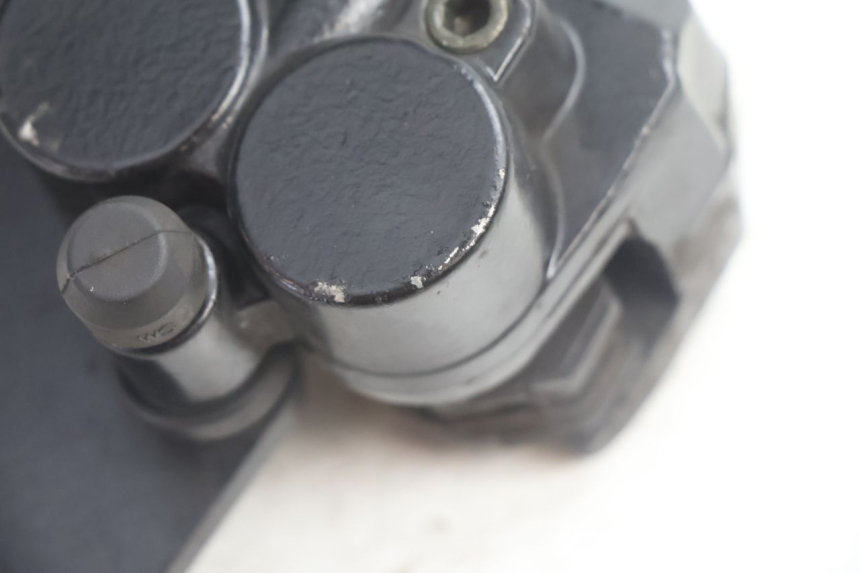 photo de FRONT BRAKE CALIPER SYM ORBIT III 3 4T 50 (2021 - 2025) - Alternative perspective