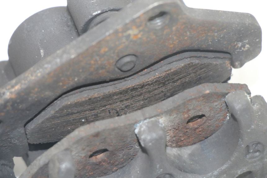 photo de FRONT BRAKE CALIPER PEUGEOT SATELIS COMPRESSOR K15 125 (2006 - 2009) - Surface and material condition