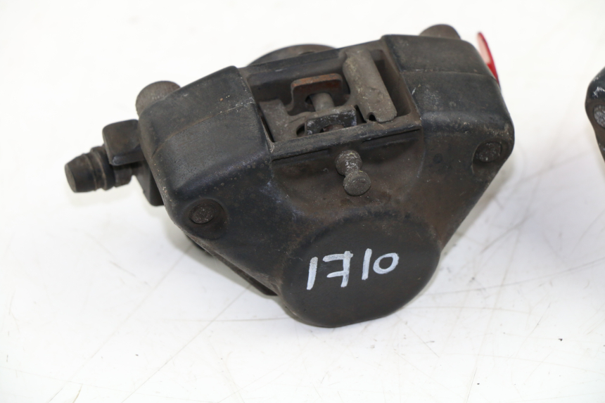 photo de FRONT BRAKE CALIPER PIAGGIO MP3 125 (2006 - 2014) - Markings and original references