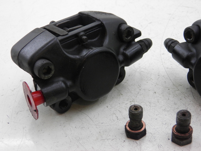 photo de FRONT BRAKE CALIPER PIAGGIO MP3 RL 125 (2006 - 2014) - Product overview