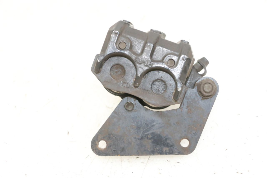 photo de FRONT BRAKE CALIPER EFUN PUSA 1 - Technical close-up