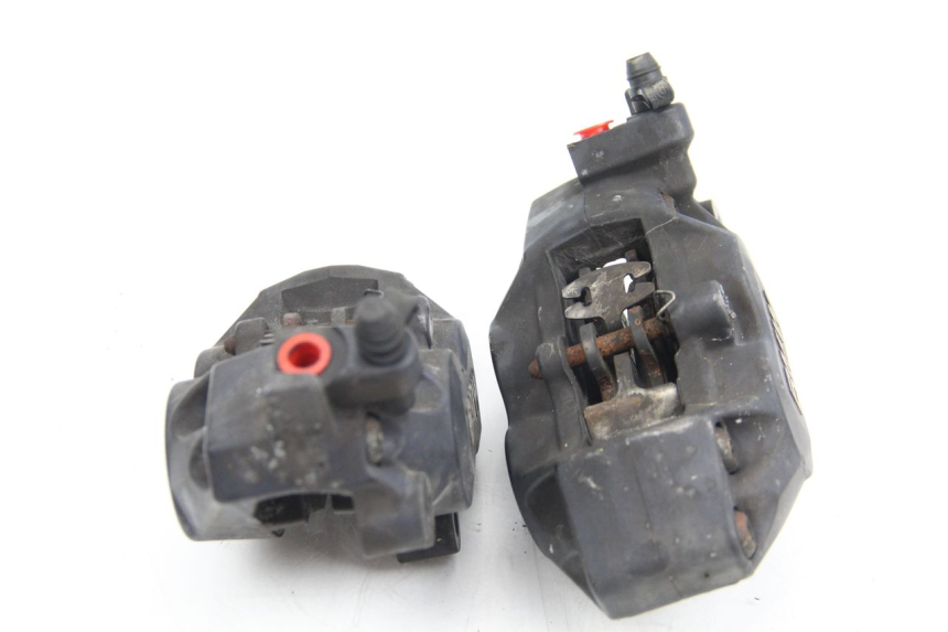 photo de FRONT BRAKE CALIPER BMW R GS 1200 (2005 - 2007) - Component detail