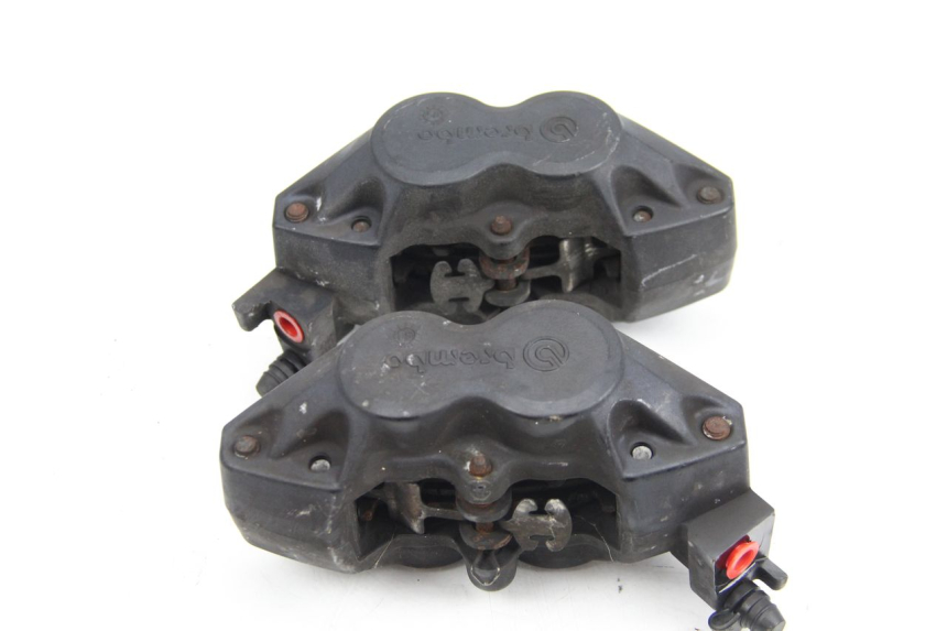 photo de FRONT BRAKE CALIPER BMW R GS 1200 (2005 - 2007) - Alternative perspective