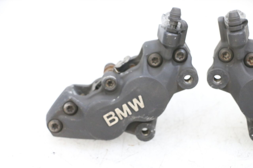 photo de FRONT BRAKE CALIPER BMW R RT ABS 1200 (2010 - 2014) - High-resolution close-up