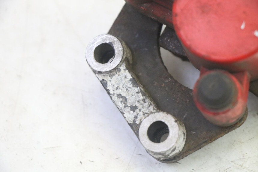 photo de FRONT BRAKE CALIPER RIDE RACE 2T 50 (2012 - 2017) - Alternative perspective