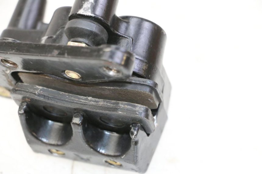 photo de FRONT BRAKE CALIPER APOLLO RFZ 150 - Zoom on usage condition