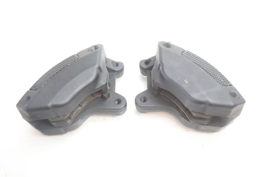 photo de FRONT BRAKE CALIPER HARLEY DAVIDSON ROAD GLIDE FLTRXSE 1920 (2018 - 2022) - Additional view of the item