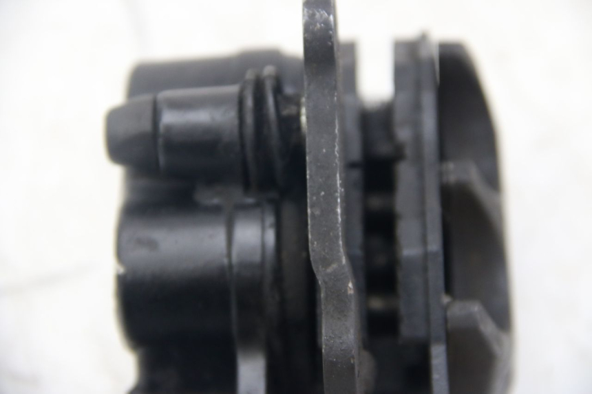 photo de FRONT BRAKE CALIPER GILERA RUNNER SP 50 (2009 - 2017) - Zoom on usage condition