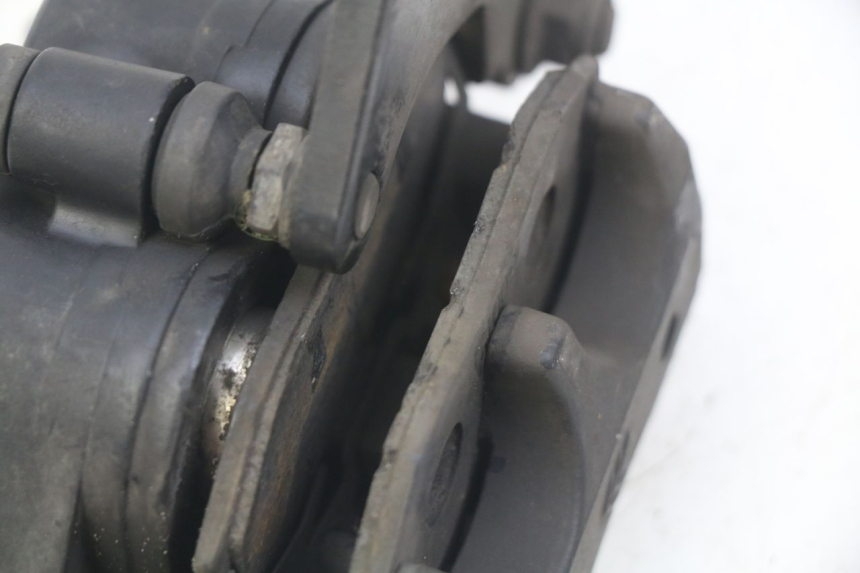 photo de FRONT BRAKE CALIPER LVNENG S5 1 (2019 - 2023) - Zoom on usage condition