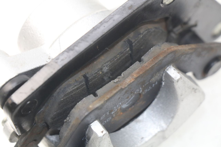 photo de FRONT BRAKE CALIPER JM MOTORS SANTANA 50 (2014 - 2023) - Zoom on usage condition