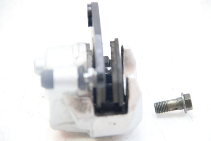 photo de FRONT BRAKE CALIPER JM MOTORS SANTANA 50 (2014 - 2023) - Alternative perspective